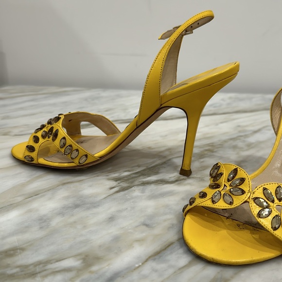 JIMMY CHOO YELLOW KID LEATHER RUMER GLASS DROPS SLING 36 1/2 6.5 - Picture 3 of 7